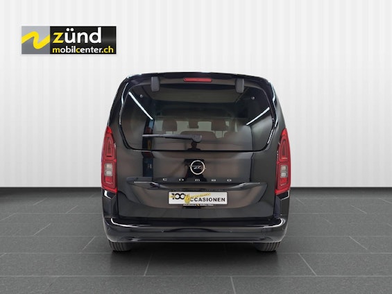 Vehicle image 3 Vehicle image 3