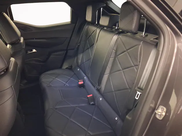 DS Automobiles 3 Crossback 1.2 PureTech 155 Bastille