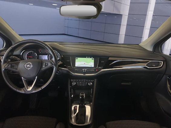 Vehicle image 4 Vehicle image 4