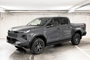 Fahrzeugbild TOYOTA Hilux Double Cab.-Pick-up 2.8 D-4D MHEV 204 Invincible