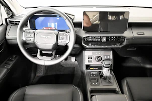 Fahrzeugbild TOYOTA Hilux Double Cab.-Pick-up 2.8 D-4D MHEV 204 Invincible