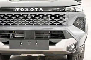 Toyota Hilux Double Cab.-Pick-up 2.8 D-4D MHEV 204 Invincible