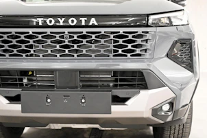 Fahrzeugbild TOYOTA Hilux Double Cab.-Pick-up 2.8 D-4D MHEV 204 Invincible
