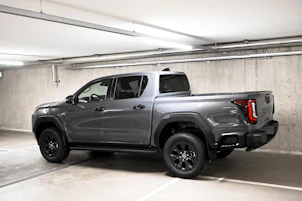 Fahrzeugbild TOYOTA Hilux Double Cab.-Pick-up 2.8 D-4D MHEV 204 Invincible