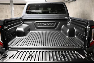 Toyota Hilux Double Cab.-Pick-up 2.8 D-4D MHEV 204 Invincible