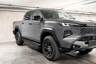 https://vehicle.imgix.net/4020192/dad102f6-9e02-4c77-ac64-36adfe985cf4.jpg