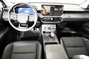 Fahrzeugbild TOYOTA Hilux Double Cab.-Pick-up 2.8 D-4D MHEV 204 Invincible