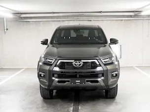 Toyota Hilux Double Cab.-Pick-up 2.8 D-4D MHEV 204 Invincible