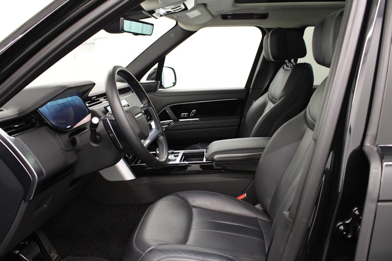 Vehicle image LAND ROVER RANGE ROVER