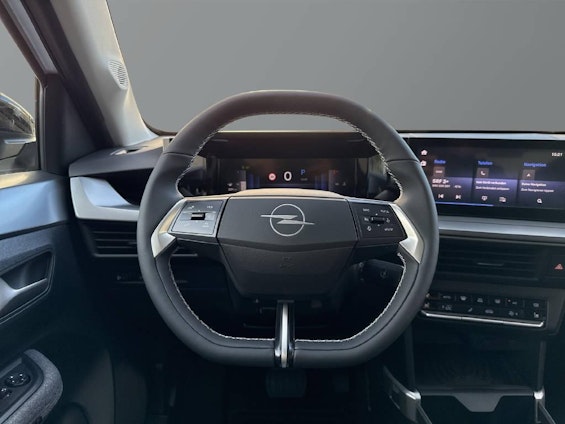 Vehicle image 7 Vehicle image 7