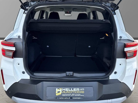 Vehicle image 4 Vehicle image 4