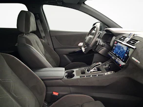 https://vehicle.imgix.net/4020210/97fa47e9-2e56-490a-adc7-3265b8842746.jpg