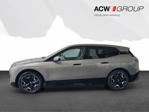 BMW iX xDrive40