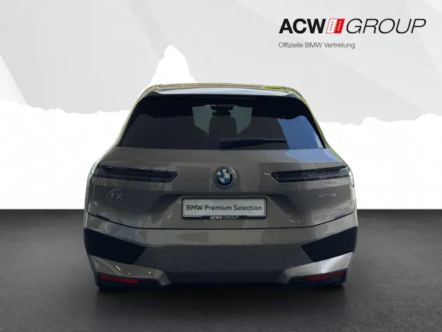 BMW iX xDrive40