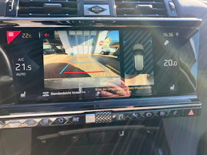 https://vehicle.imgix.net/4020227/54af0774-4ecc-4c26-8dfd-0d8f8220b712.jpg
