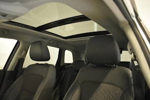 Vehicle image SUZUKI Vitara 1.4 T Compact Top Hybrid 4x4 - Pneumatici invernali inclusi