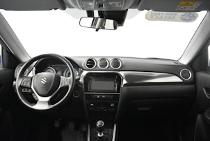 Vehicle image SUZUKI Vitara 1.4 T Compact Top Hybrid 4x4 - Pneumatici invernali inclusi