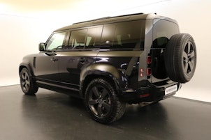 Vehicle image LAND ROVER Defender 110 3.0 I6 X-Dynamic SE