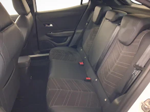 https://vehicle.imgix.net/4020297/4afbbac3-d094-4a37-9ddc-e2318cd1ac2f.jpg