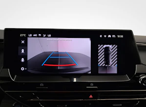 https://vehicle.imgix.net/4020310/31fbd231-c856-466a-903e-8248989525b6.jpg