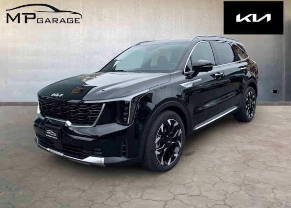 First vehicle image First vehicle image