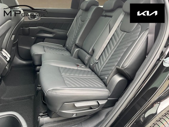 Vehicle image 11 Vehicle image 11