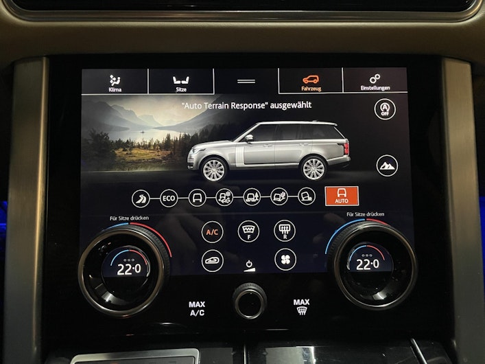 Vehicle image LAND ROVER RANGE ROVER