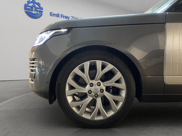 Vehicle image LAND ROVER RANGE ROVER
