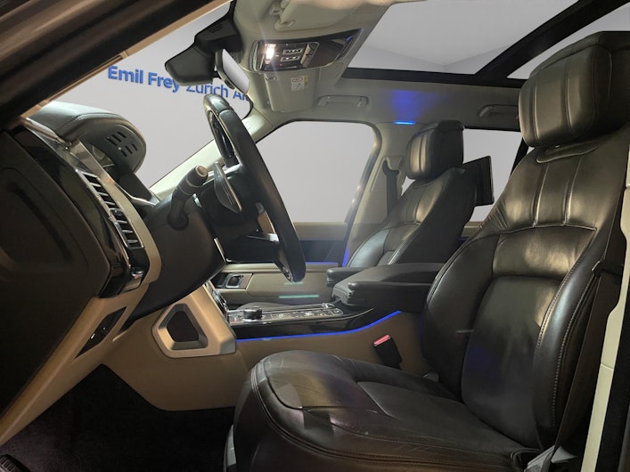 Vehicle image LAND ROVER RANGE ROVER