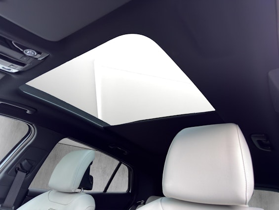 Vehicle image 14 Vehicle image 14