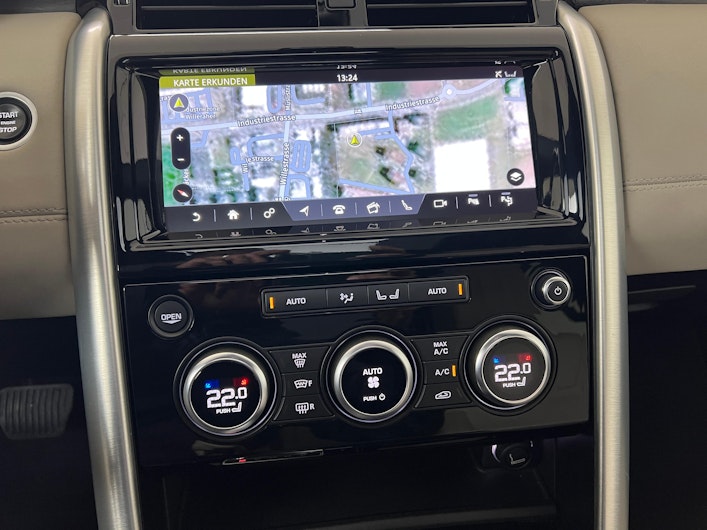 Vehicle image LAND ROVER DISCOVERY