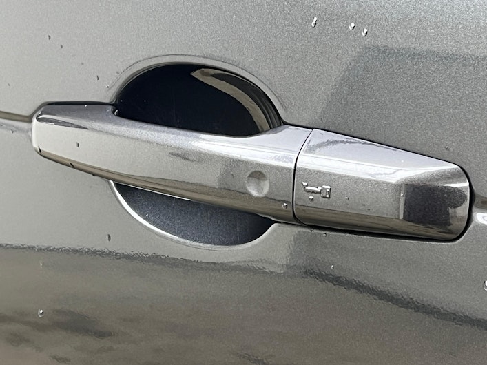 Vehicle image LAND ROVER DISCOVERY