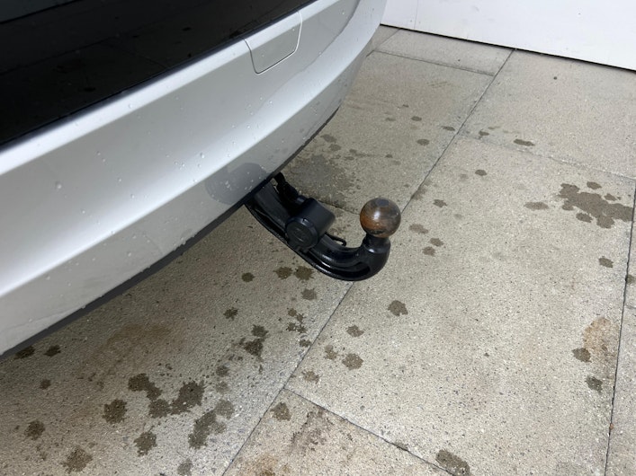 Vehicle image LAND ROVER DISCOVERY