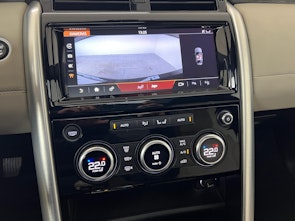 Vehicle image LAND ROVER Discovery 3.0 SDV6 HSE