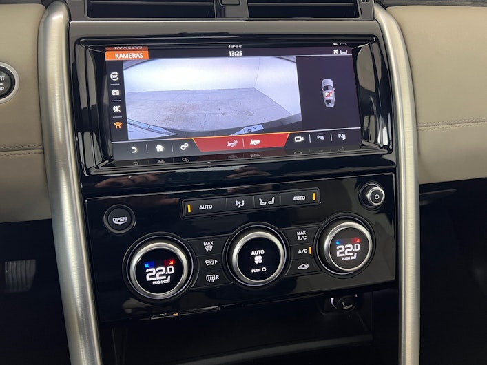 Vehicle image LAND ROVER DISCOVERY