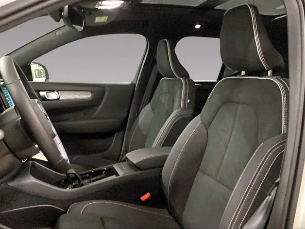 Volvo EX40 Twin Black Edition AWD
