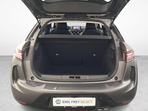 https://vehicle.imgix.net/4020439/6089defd-df35-44c8-9050-88d5baff6172.jpg
