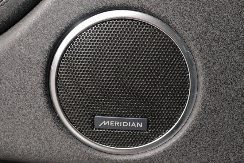 Vehicle image LAND ROVER DISCOVERY SPORT