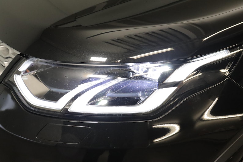 Vehicle image LAND ROVER DISCOVERY SPORT