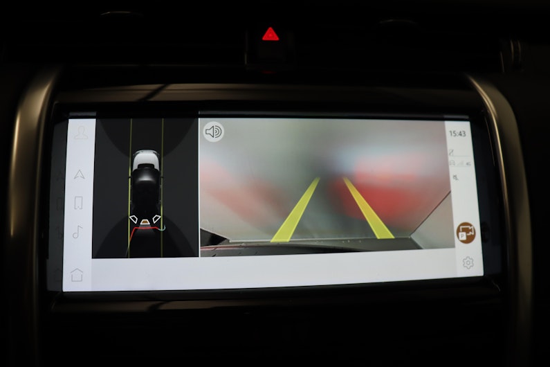 Vehicle image LAND ROVER DISCOVERY SPORT