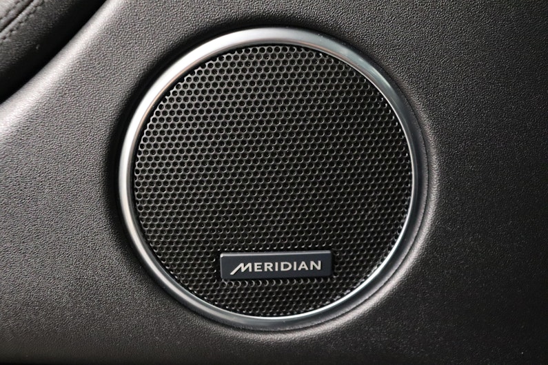 Vehicle image LAND ROVER DISCOVERY SPORT