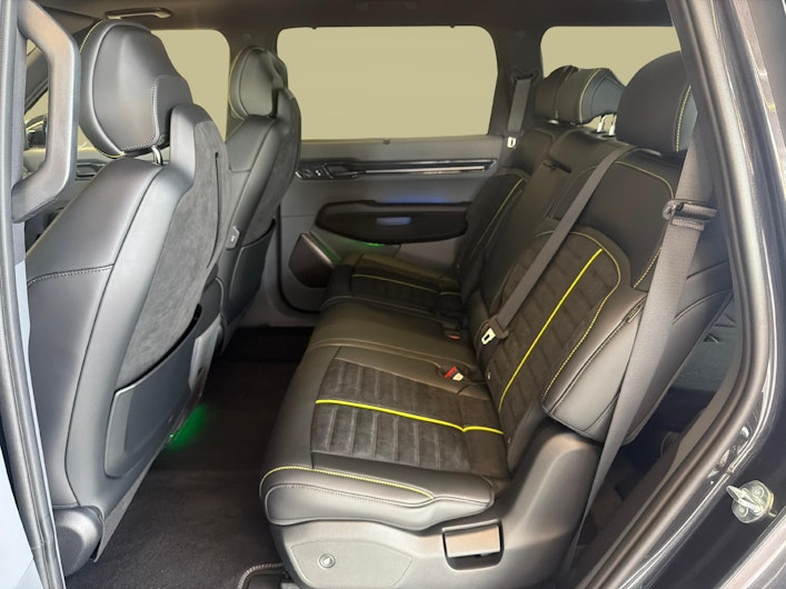 Vehicle image KIA EV9