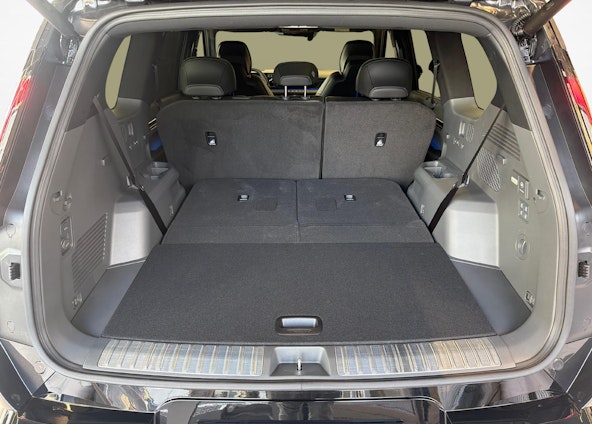 Vehicle image 12 Vehicle image 12