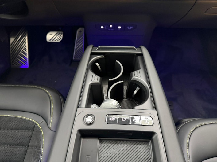 Vehicle image KIA EV9