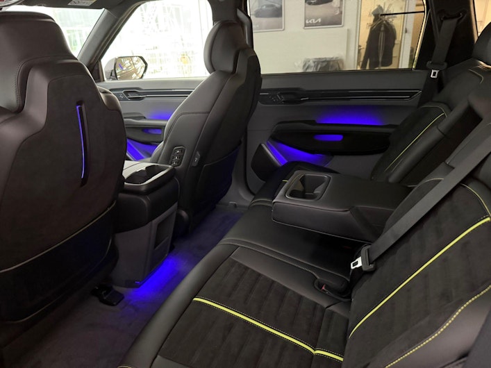 Vehicle image KIA EV9