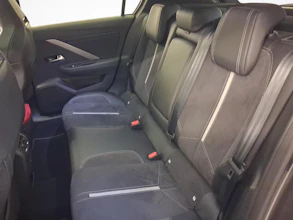 https://vehicle.imgix.net/4020491/22dde270-7e4f-4d36-94ac-8e476440409a.jpg