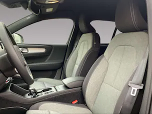 Volvo XC40 2.0 B3 MH XCITE