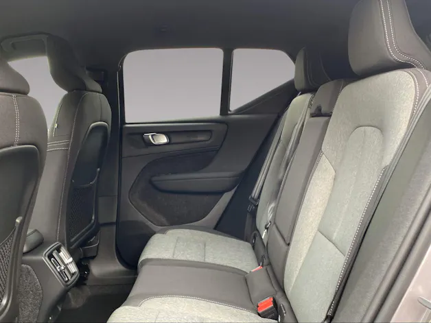 Volvo XC40 2.0 B3 MH XCITE