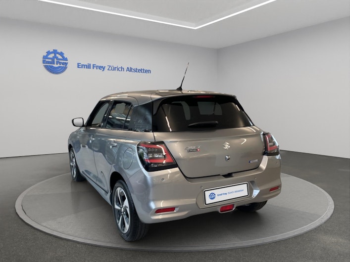 Vehicle image SUZUKI SWIFT