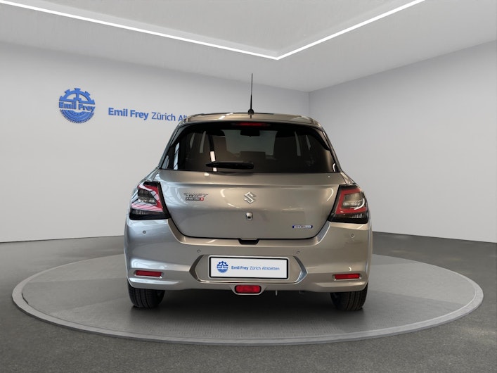 Vehicle image SUZUKI SWIFT